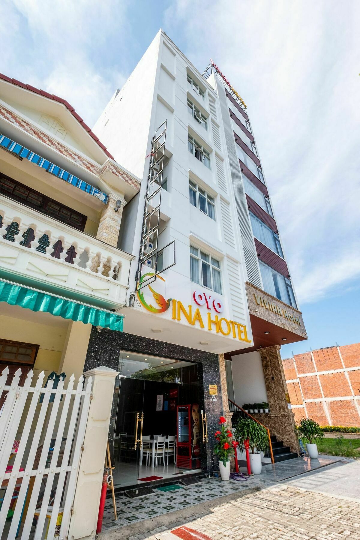 Oyo 117 Gina Hotel Da Nang Exteriör bild