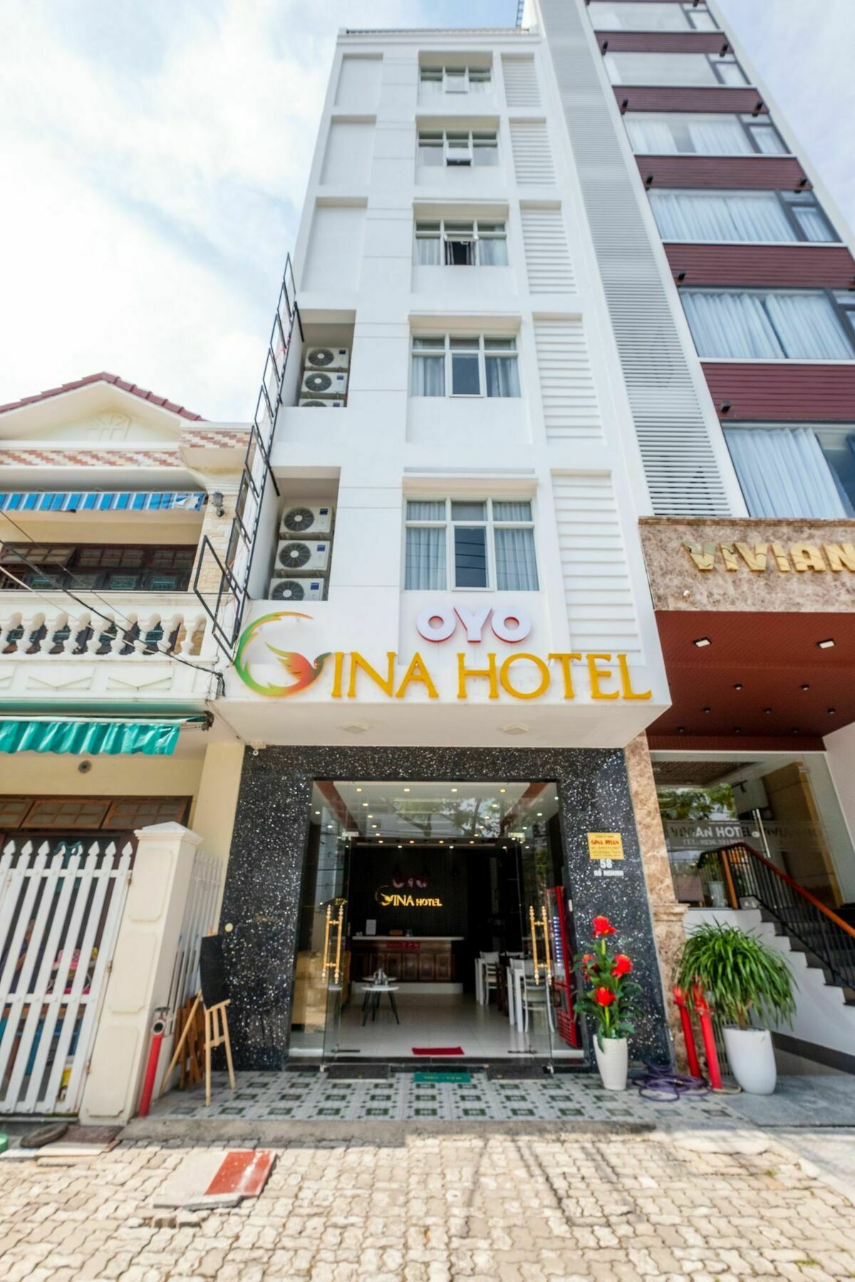 Oyo 117 Gina Hotel Da Nang Exteriör bild